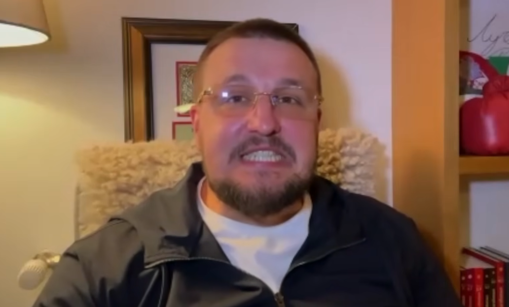 พาร์ตเนอร์ธุรกิจของ อูซิก มองไร้ประโยชน์ถ้าจะขึ้นชกกับ ฟาบิโอ วอร์ดลีย์