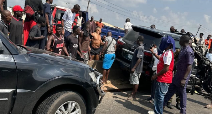 เอ็ดดี เฮิร์น ยืนยัน แอนโธนี โจชัว อาการทรงตัว ยังพักรักษาตัวในโรงพยาบาล