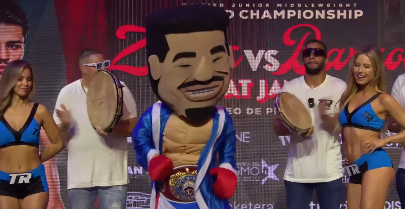 ซายาส ท้า จอช เคลลี รวมรวมแชมป์รุ่น 154 ปอนด์ ที่เปอร์โตริโก้หรือนิวยอร์ก