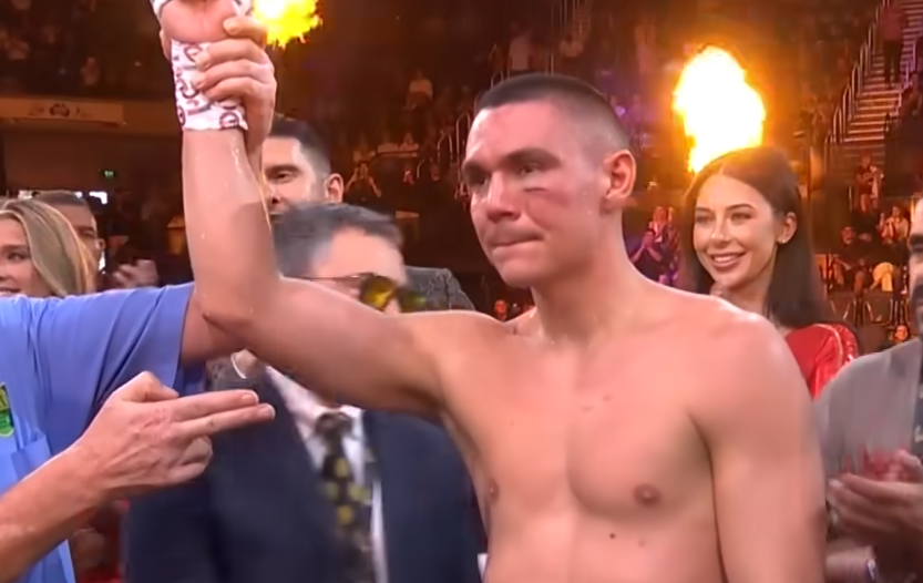 ทิม ซูย์ ปูทางบู๊ เออร์รอล สเปนซ์ จูเนียร์ แต่แผลแตกอาจทำไฟต์เลื่อน