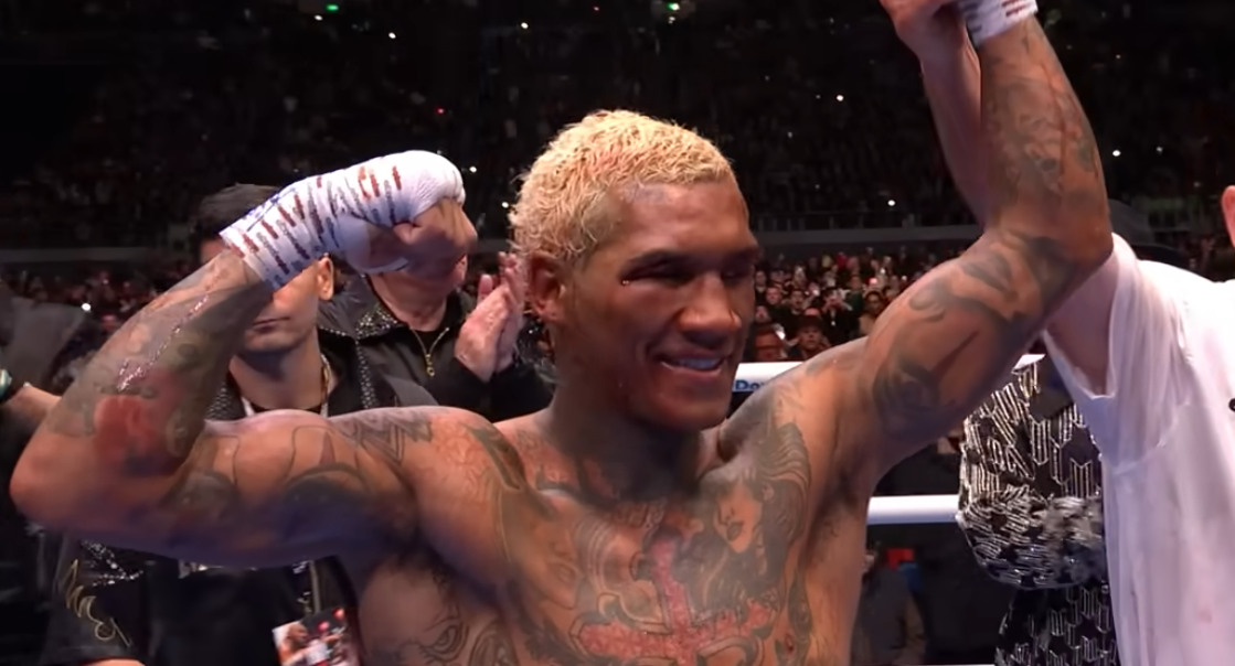 คอเนอร์ เบนน์ ชี้ “นวม 8 ออนซ์ ต่างมหาศาล” หากเจอ ไรอัน การ์เซีย