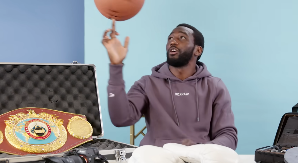 เทอเรนซ์ ครอว์ฟอร์ด ให้ความเห็นไฟต์ ซานเดอร์ ซายาส vs จารอน เอนนิส