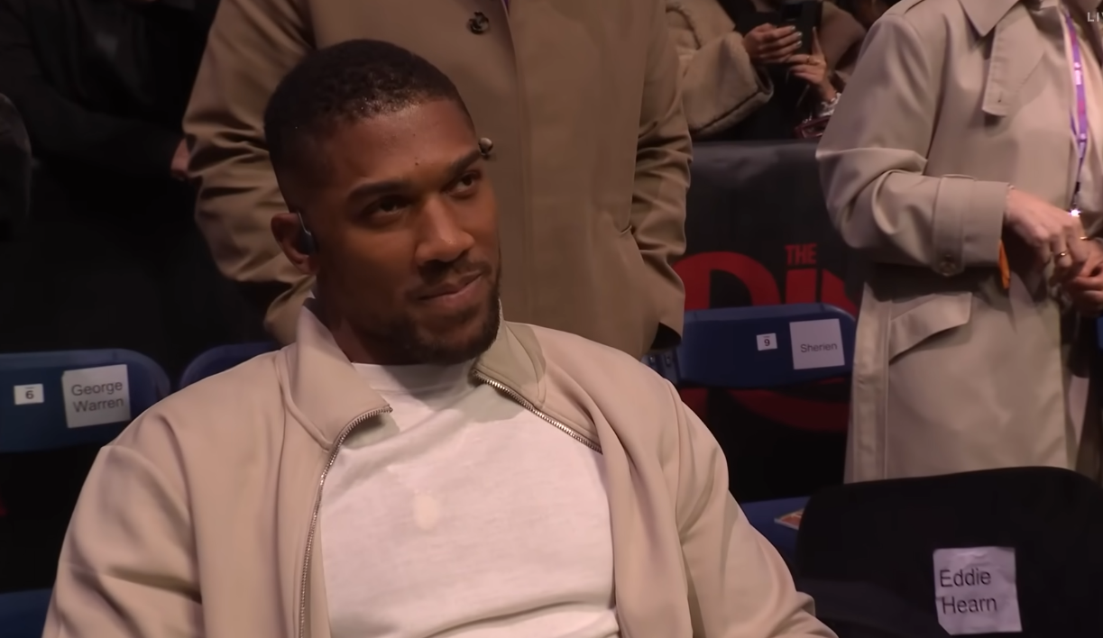 ไฟต์ประวัติศาสตร์ลงตัว! แอนโทนี่ โจชัว vs ไทสัน ฟิวรี เซ็นสัญญาแล้ว